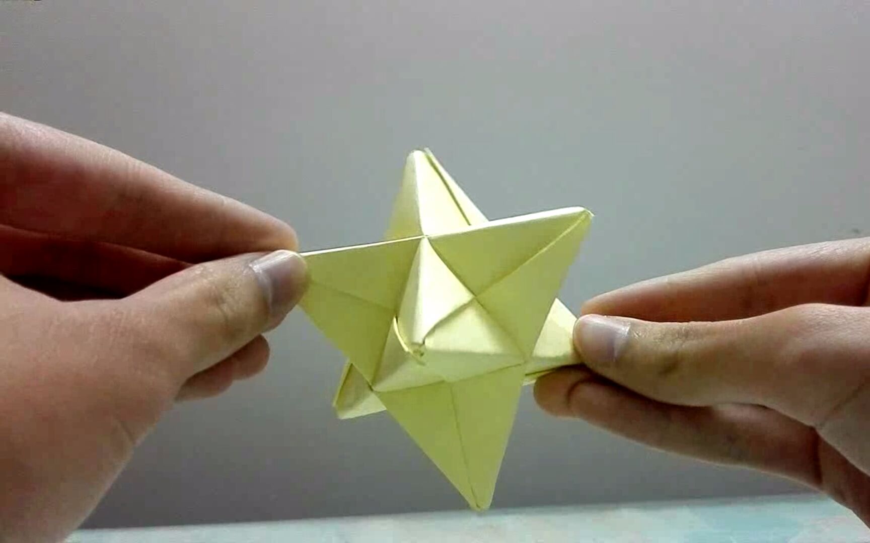 DIY六角立体星星 的折法图解教程╭★肉丁网