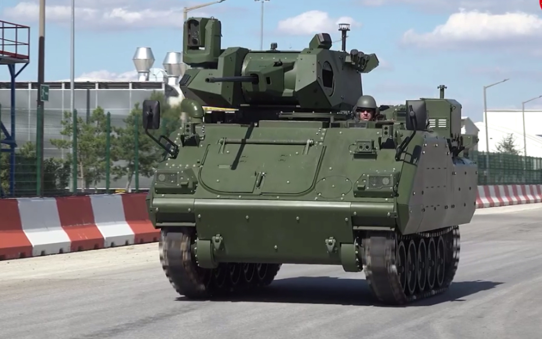 【同是五对轮魔改】土耳其最新推出ZMA战斗装甲车，M113改改改