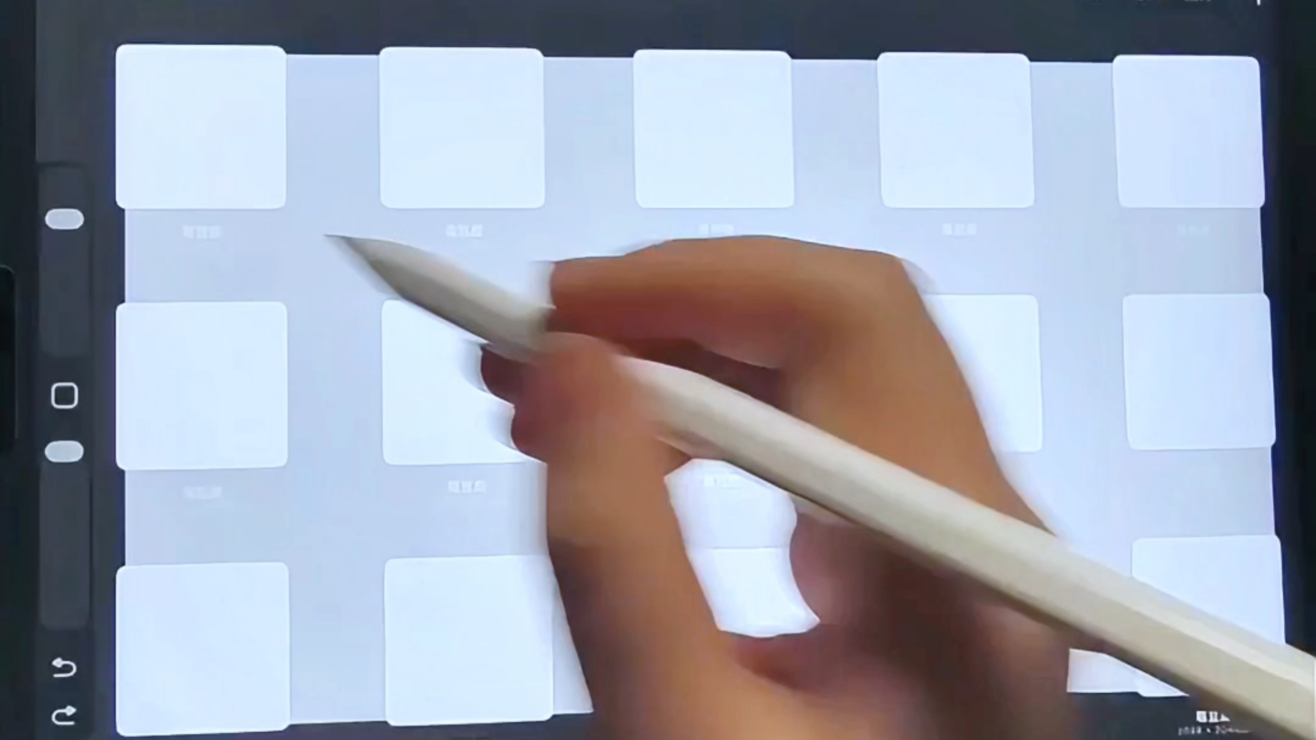 小画师制作霉豆腐中……