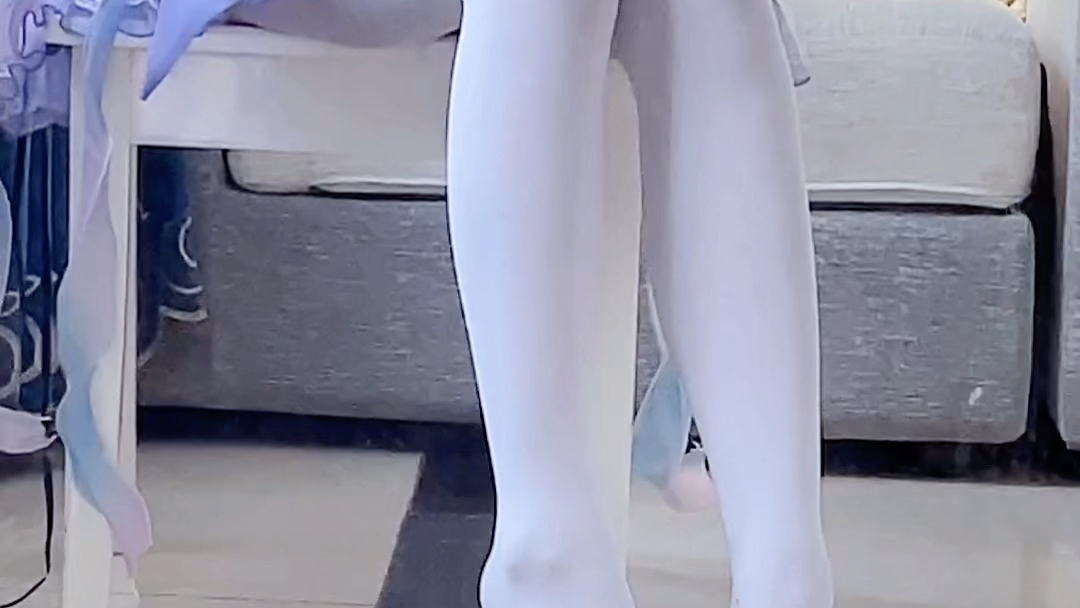 Many hands make light work.