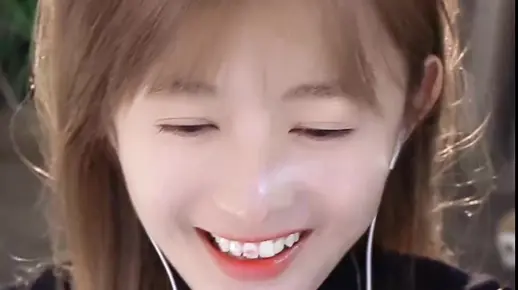 [直播].[原画].[许梦宸].[92169034750].[没有理想型，喜欢能让我开心的] 2024年11月29日直播回放