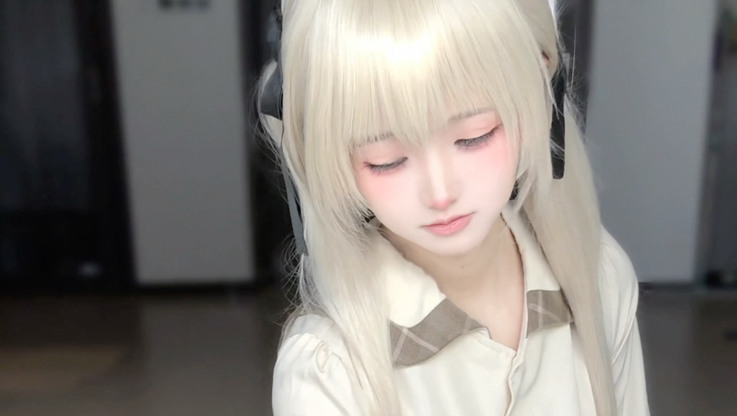 Big brother… I fell down.