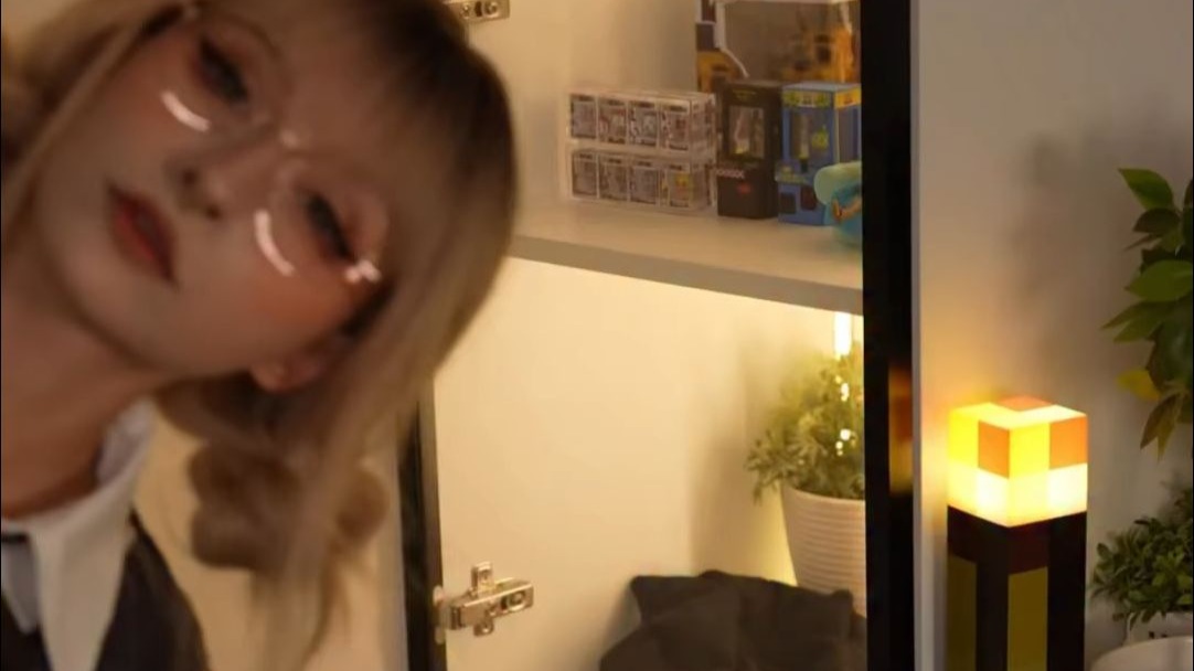 Choose you favorite item in comments!✨