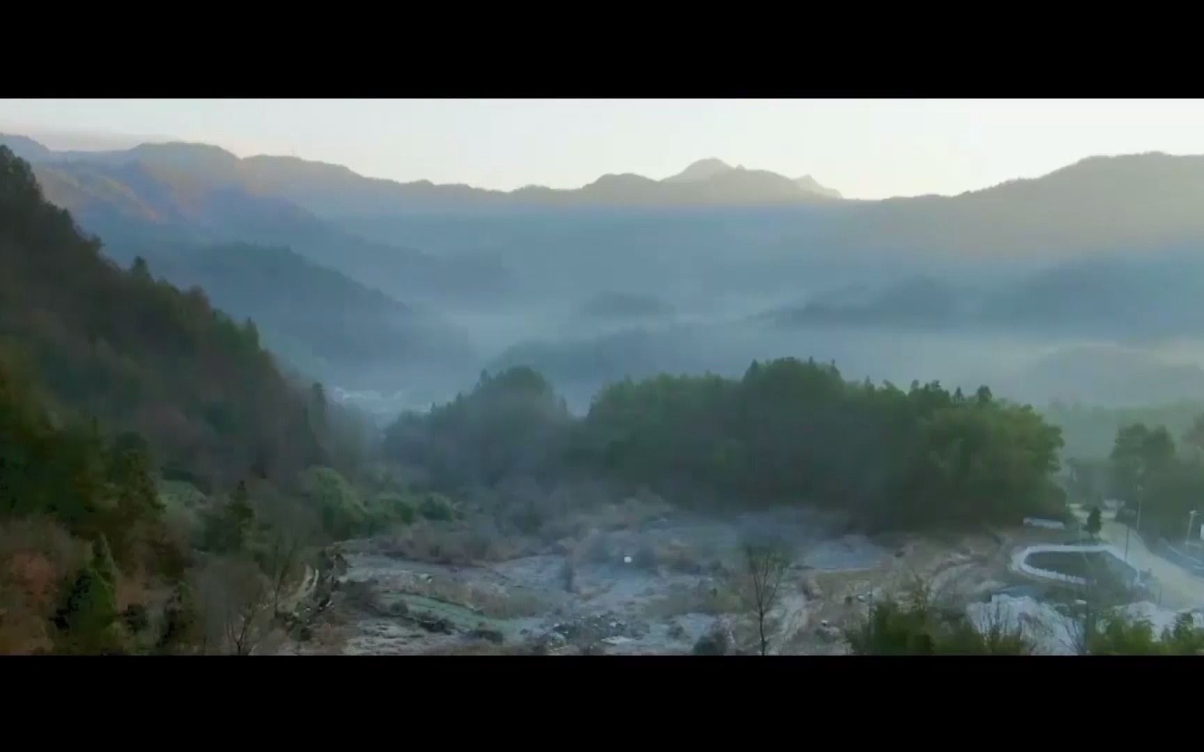 致敬短片——脱贫攻坚