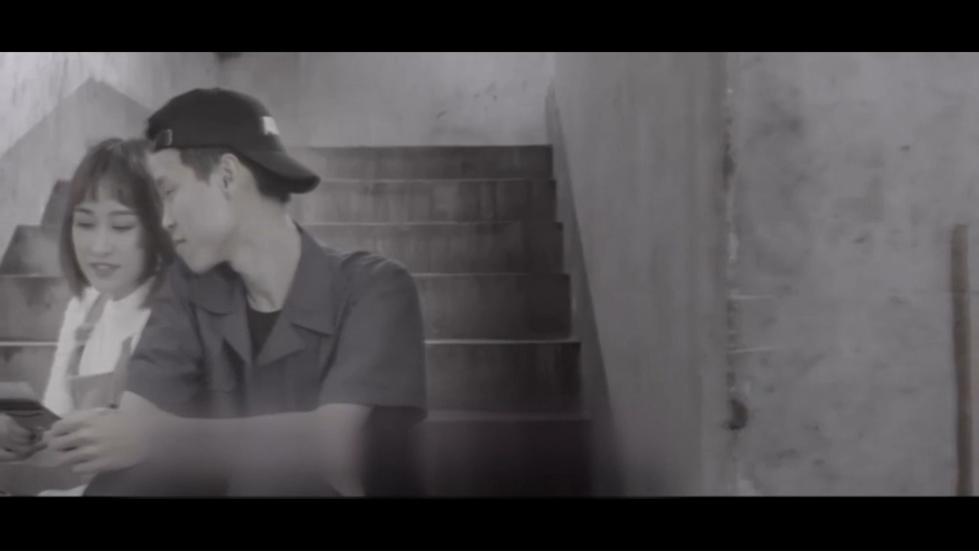 广东爱情故事(Ktv原唱与伴奏)-广东雨神