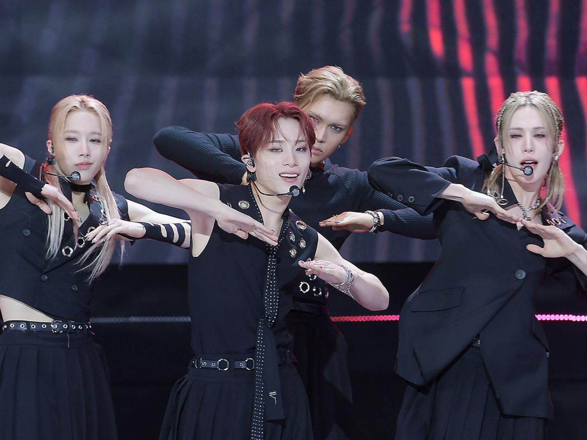 【XLOV】BIZNESS打歌舞台／250624 THE SHOW