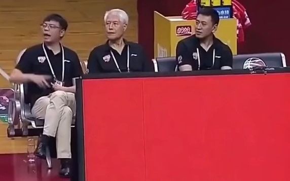 浙江队经理名言：中国篮球被你们吹掉了