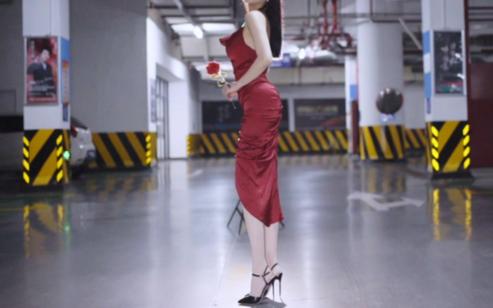 What do you rate this red stepmother dress?