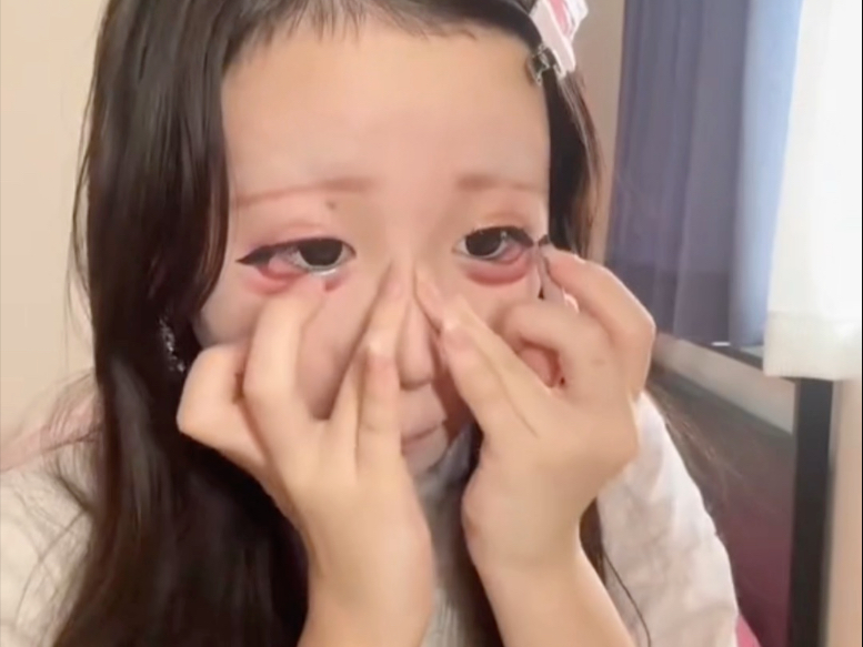 日本樱花妹滴泪量产型妆容教程分享