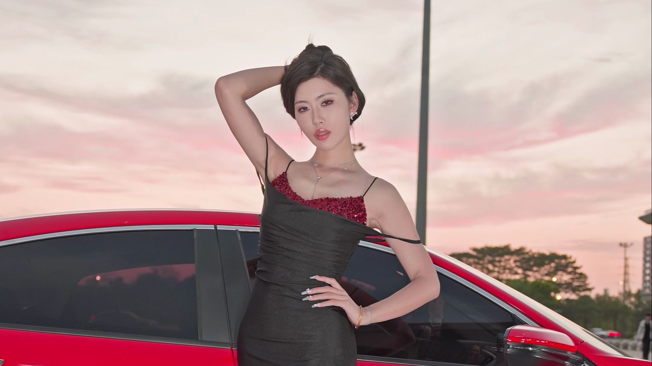 2025深圳改装车展 车模随拍32 @叶濛雨