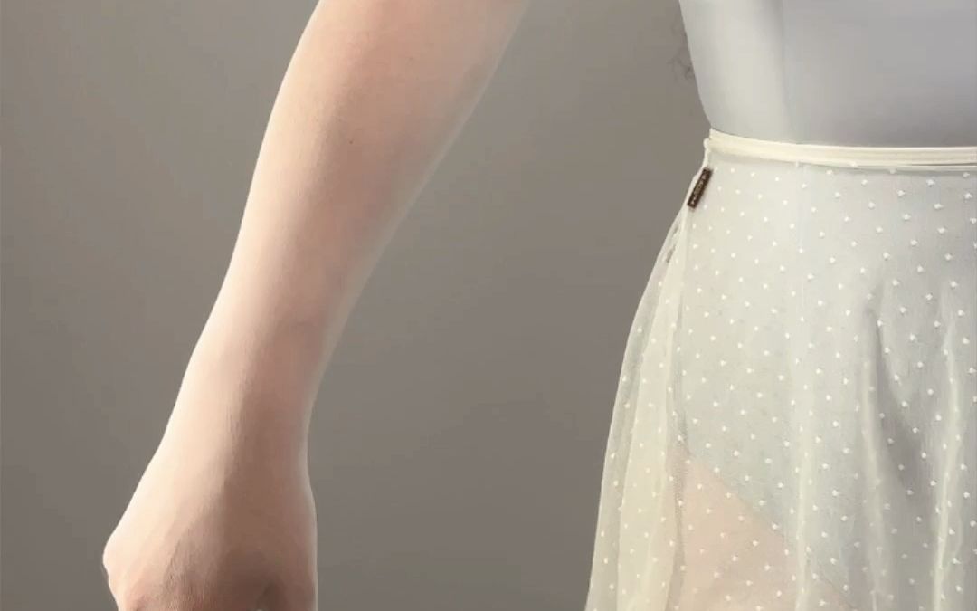 lldllnt.taobao.com #fashion gloves #fashion #wearing #accessories #gloves #leather gloves #patent leather gloves #sun gloves #dress gloves 3