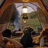 【油管搬运】澳洲小哥更新了 在帐篷和他们的狗狗TED一起露营 寒冷的夜晚在舒适的帐篷里放松治愈系露营，白噪音
