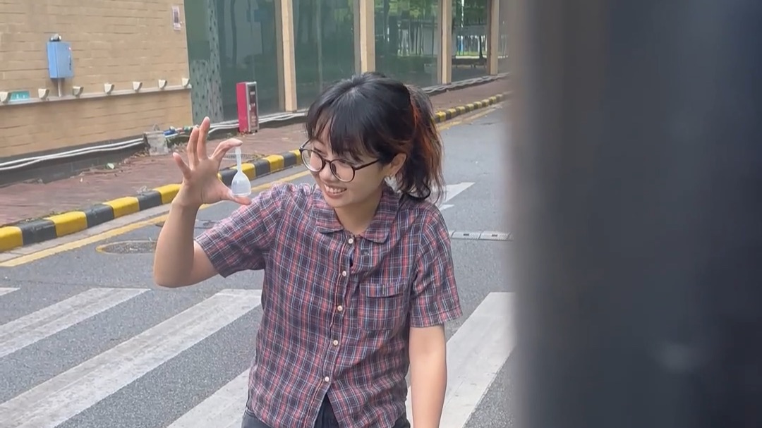 开塞露在路边千万要注意安全