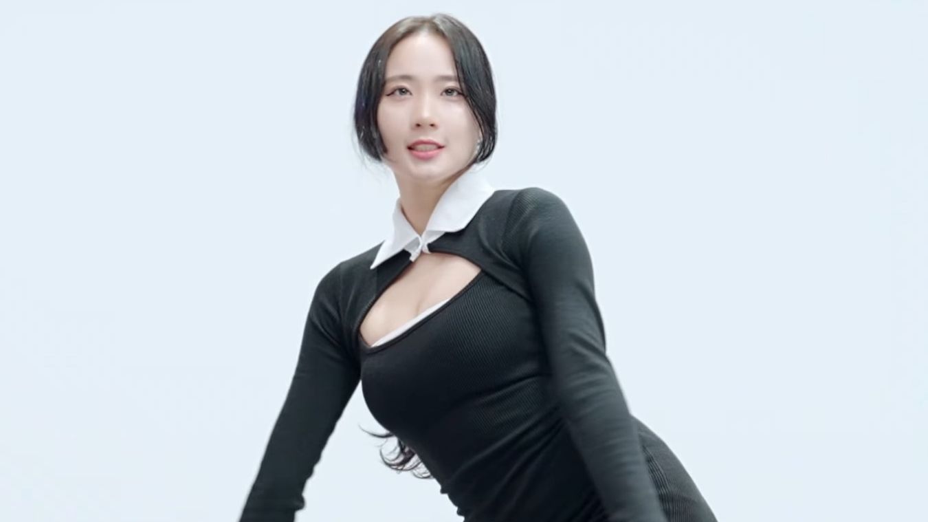 郑 仁 bing bing 黑旗袍
