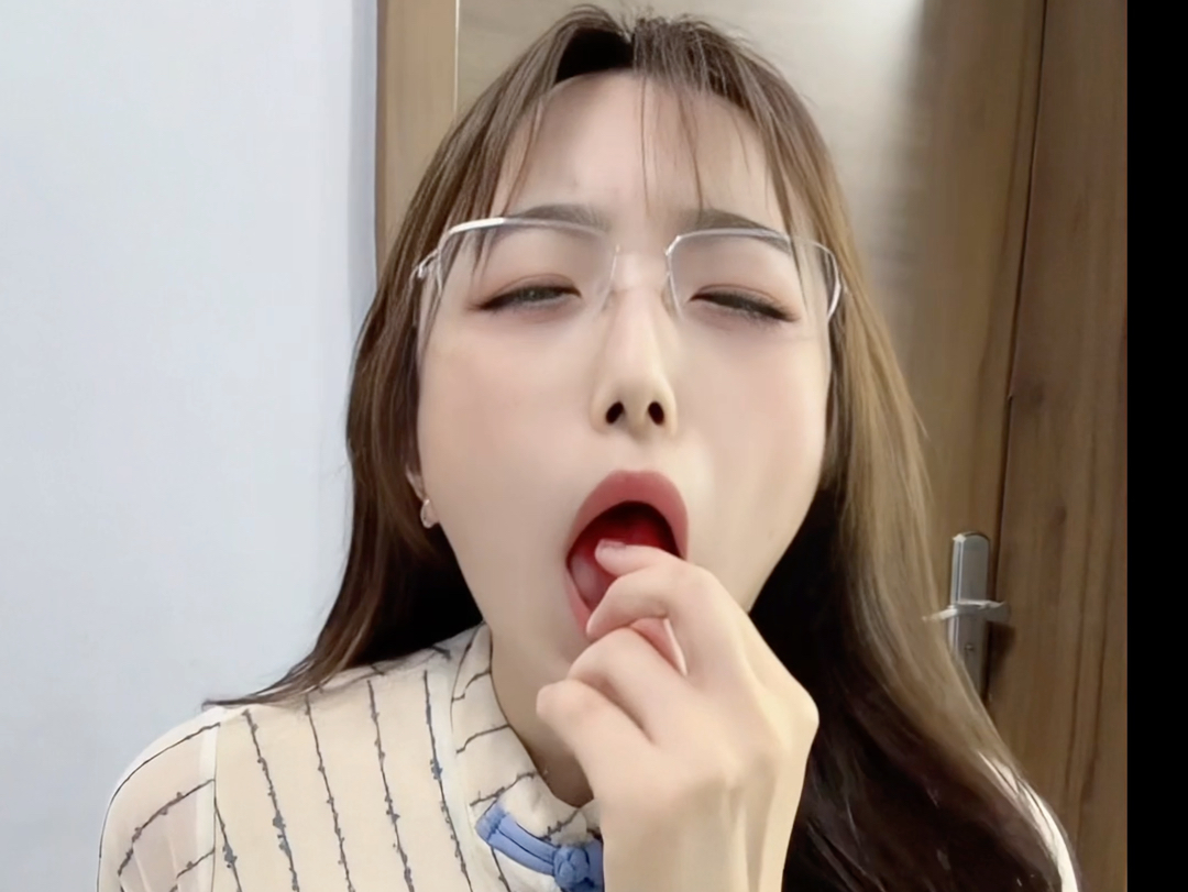 It smells bad but tastes good