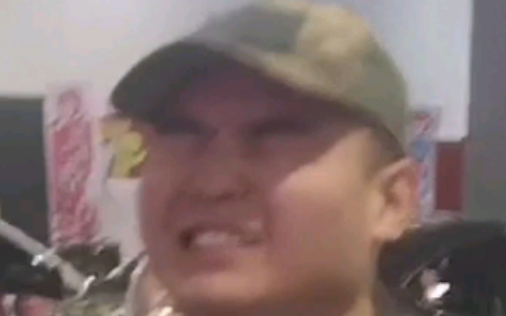 《我都炉不动了😭》黑鹰坠落吧不敢评分