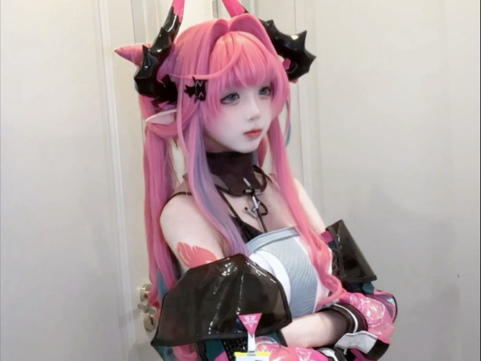 - 好热 你在空气里面加了什么