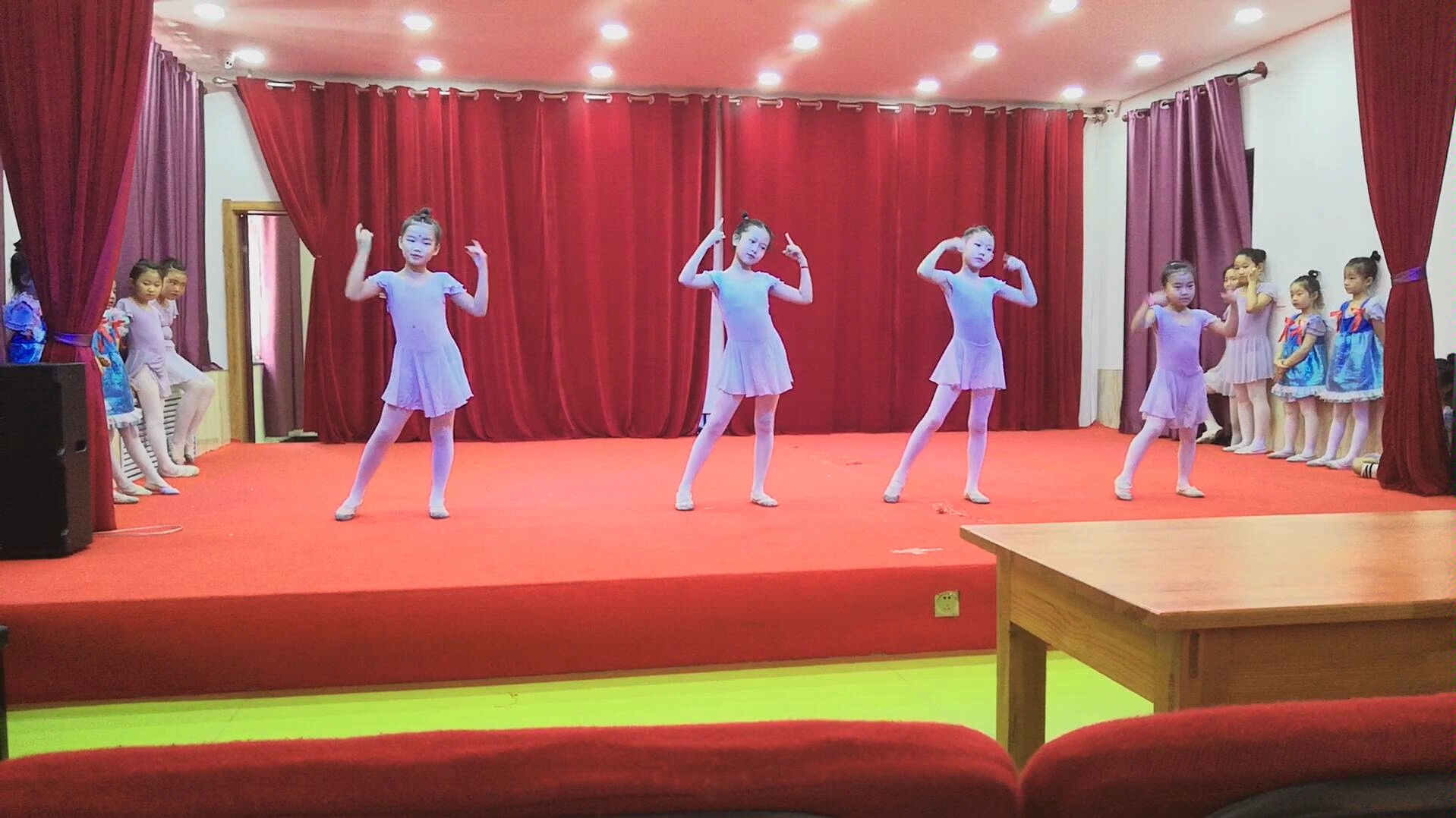 吃葡萄不吐葡萄皮舞蹈考级