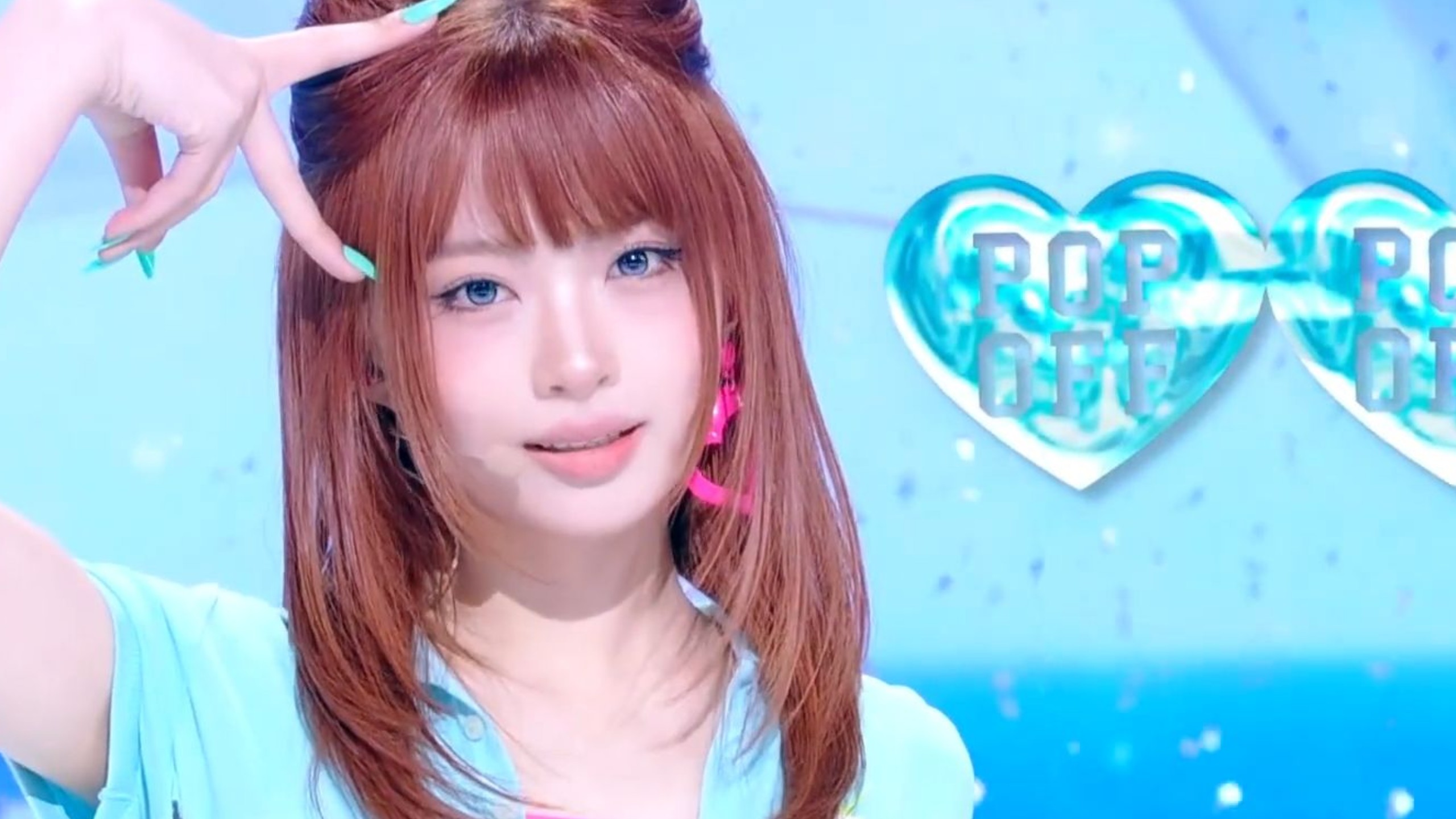 KiiiKiii最新回归曲Pop Off Pop Off+Candy Pink Magic Hole Flip Phone 首打歌舞台