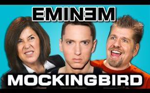 中字 让为人父母的她们阅读eminem经典歌曲mockingbird歌词 过程泪目 哔哩哔哩 つロ干杯 Bilibili