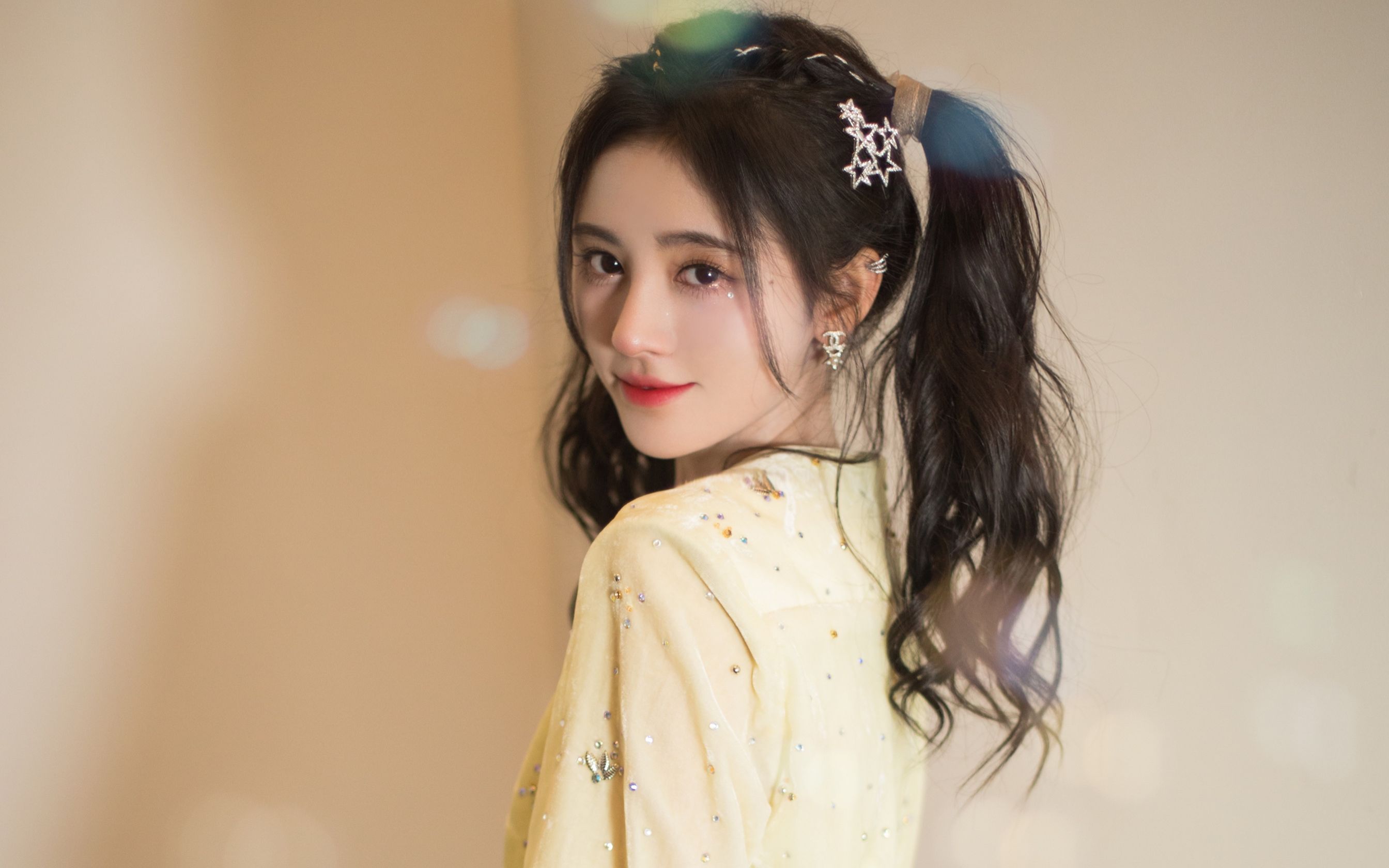 鞠婧祎舞台大批入坑现场