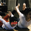 陈妍希做亲子瑜伽，小星星被妈妈高高托举，母子二人配合超默契