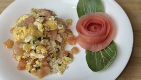 番茄炒蛋怎么炒才滑嫩不粘锅 cd713f0f81abc5cd501e064f9b732f8af983f4c9.jpg@280w_158h_1c_100q.jpg