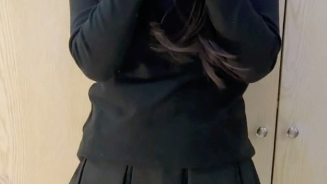 Love what silk jk wears!