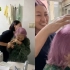妈妈给90岁姥姥染头发，白发秒变雾紫色，照镜子后反应太可爱！