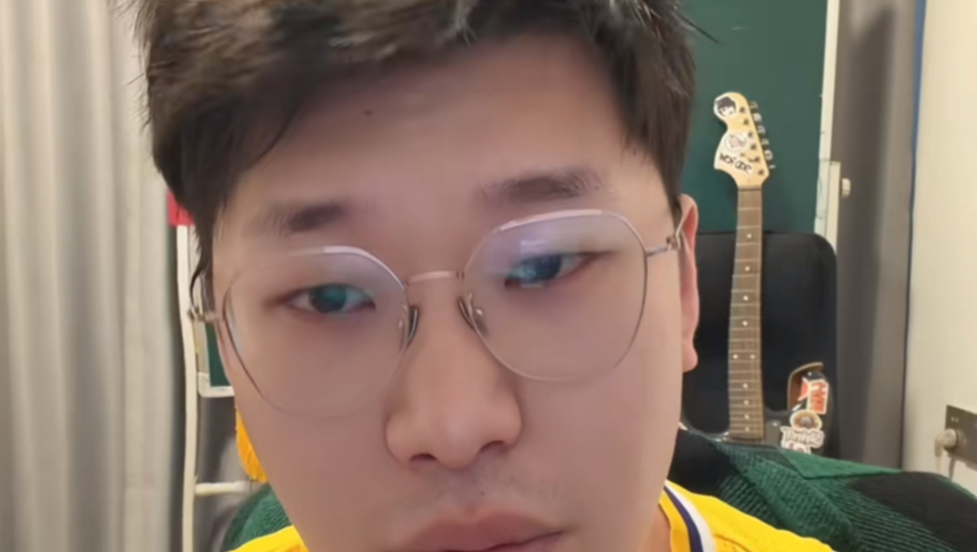 皓篮球全网致歉！同时祝好穆迪，也恭喜湖人队提前锁定总冠军！
