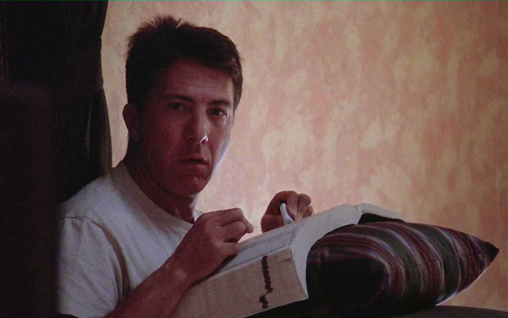 【越哥】豆瓣8.7分，真实事件改编，男子智商只有69却能背9000多本书！