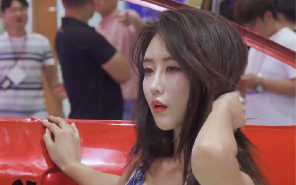 《最美车模系列》——女神柳多妍续29