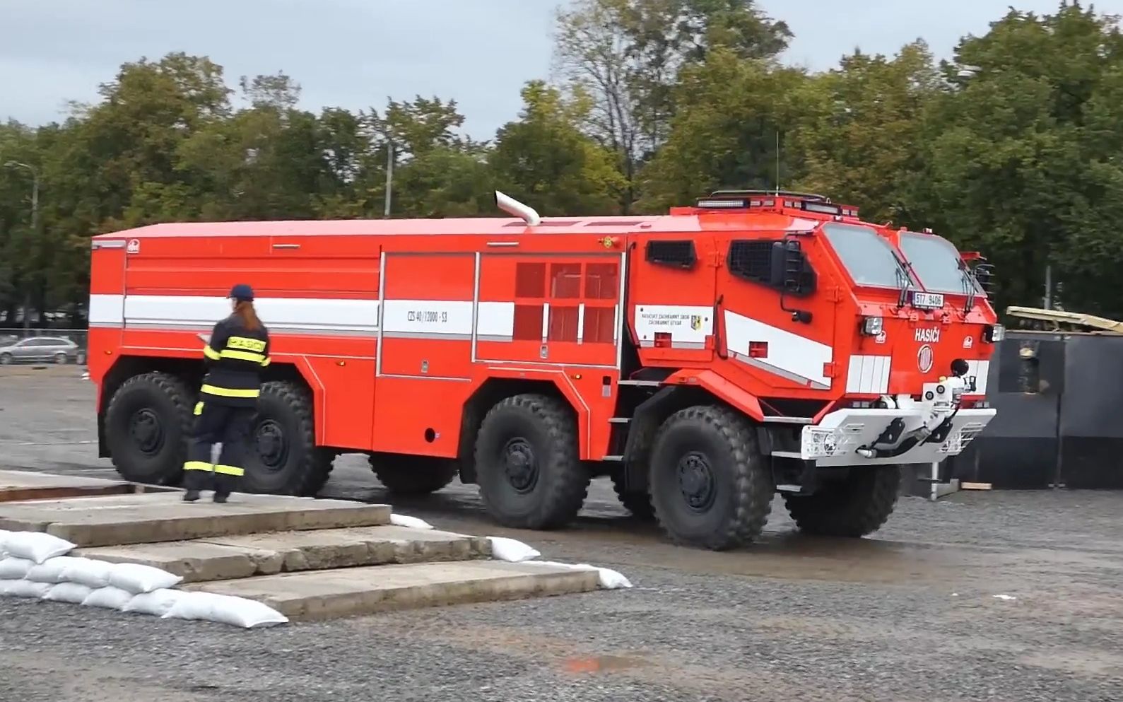 【载具参考】- TATRA公司的 CV40 消防车展示