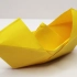简单的小船折纸，这应该是每个人小的时候都会折的吧，满满的回忆