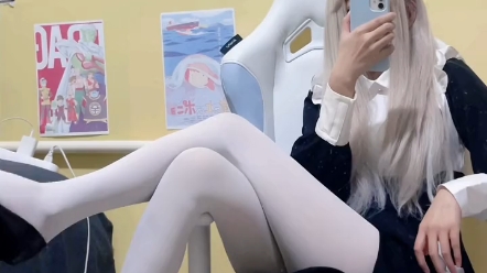 Sisters with white cotton pants