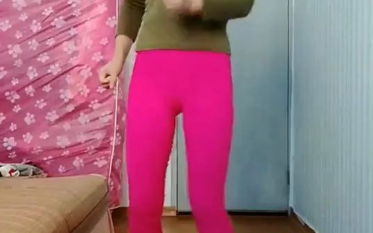 动感广场舞=路燈下的小姑娘