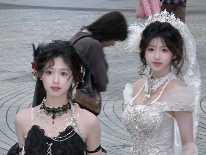 双胞胎，双生花