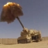在伊拉克进行炮击的美军M109A6式155毫米自行榴弹炮