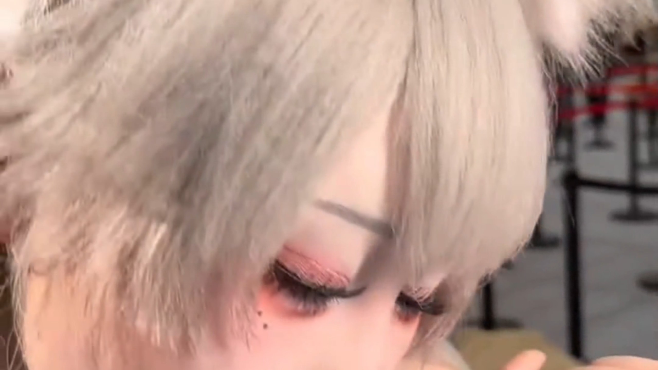 Yasal的互动真的很爽啊… 我的手一直在抖说不出一句话只能i love u l love u