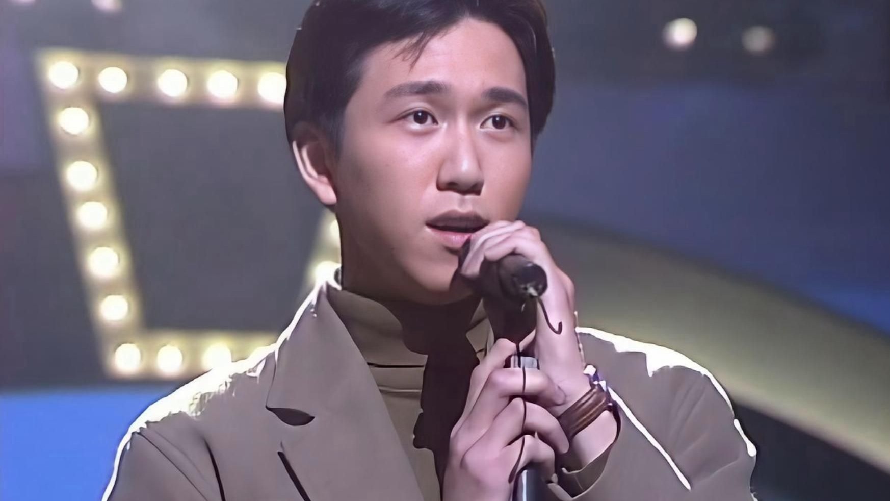 泪目预警！温兆伦唱响《随缘》，每句歌词都写满人生感悟！