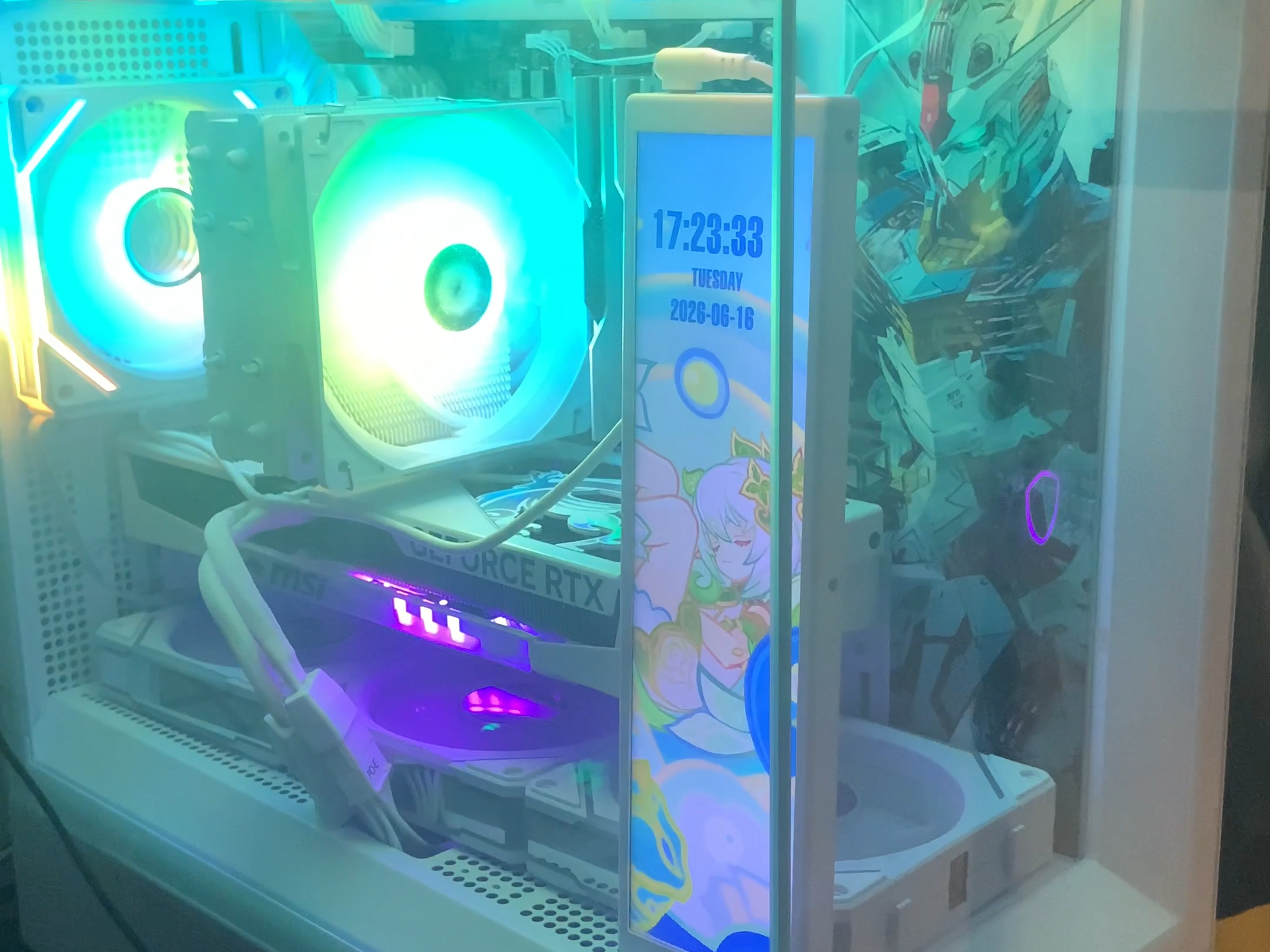 进来看十三岁初中生的电脑