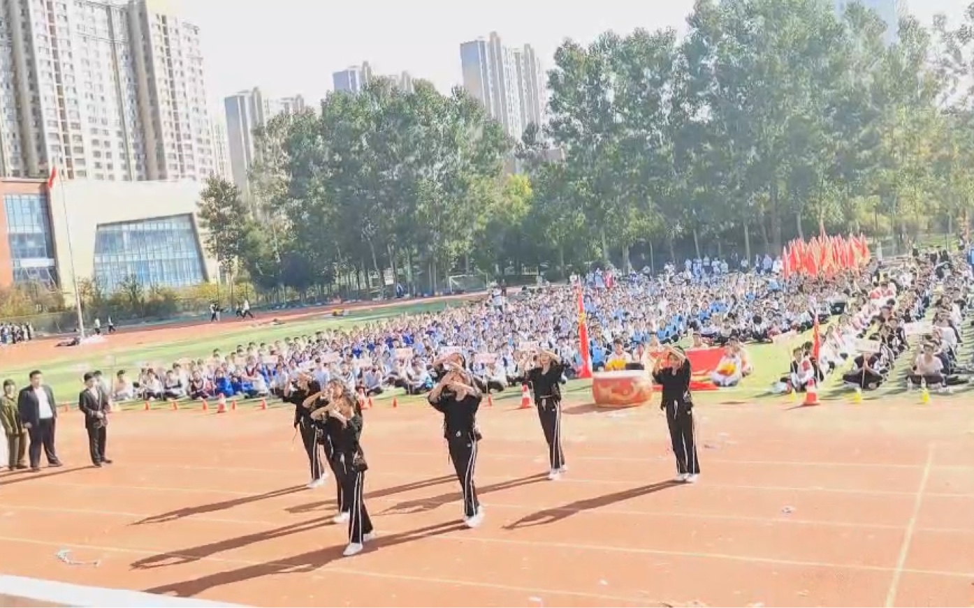 时代少年团《朱雀》翻跳 |运动会开幕式| 郑州枫杨外国语学校