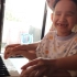 6岁自闭症盲孩最喜欢和妈妈一起练琴
