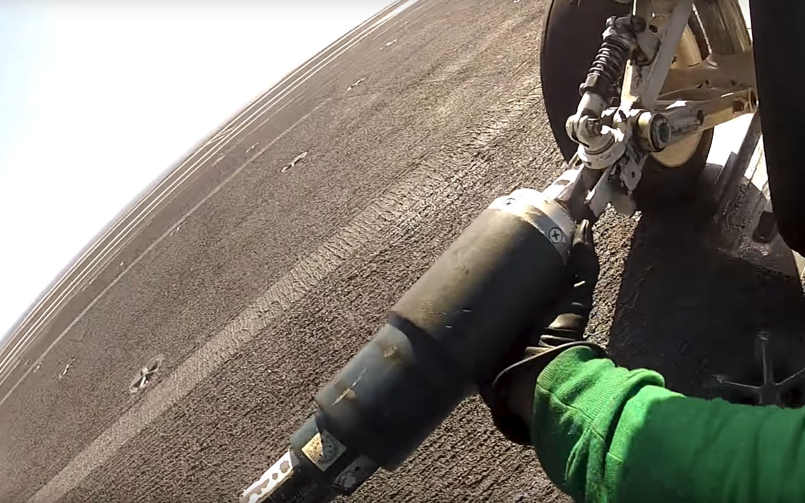 Holdback bar_哔哩哔哩_bilibili