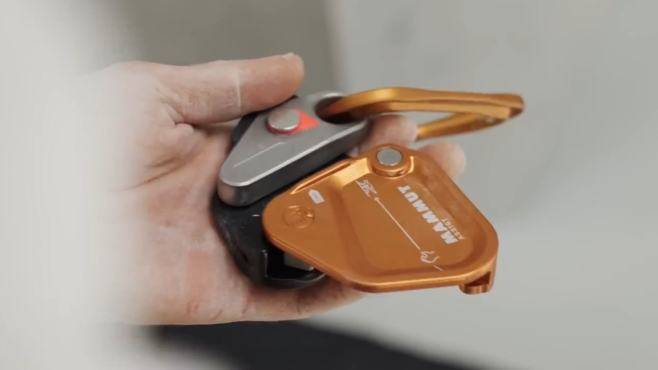 [攀岩] 体重差异较大的保护者如何正确保护 | Mammut 辅助保护器