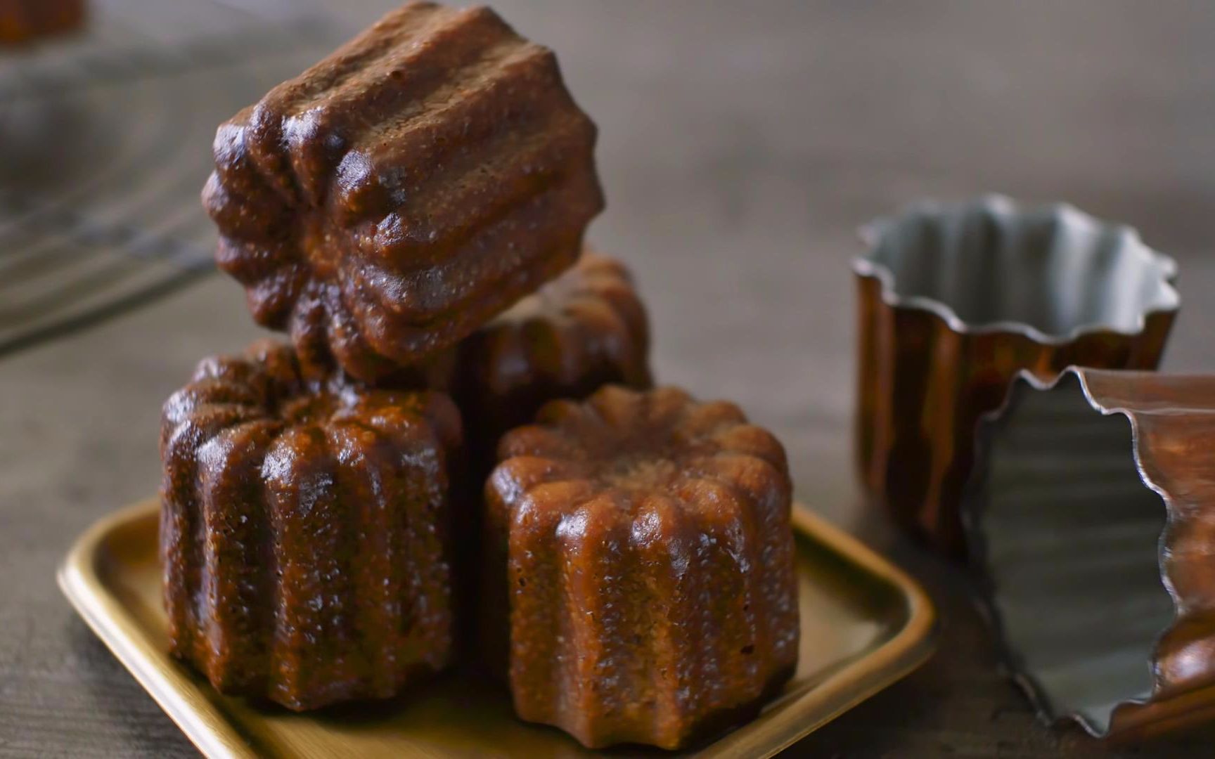 可露丽(cannelés de bordeaux [asmr cooking sounds])