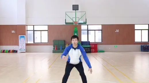 微课：篮球基础——单手原地或行进间运球