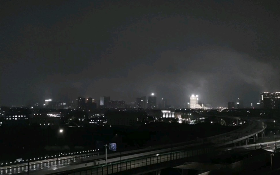 瑞瓦肖,但是车辆段