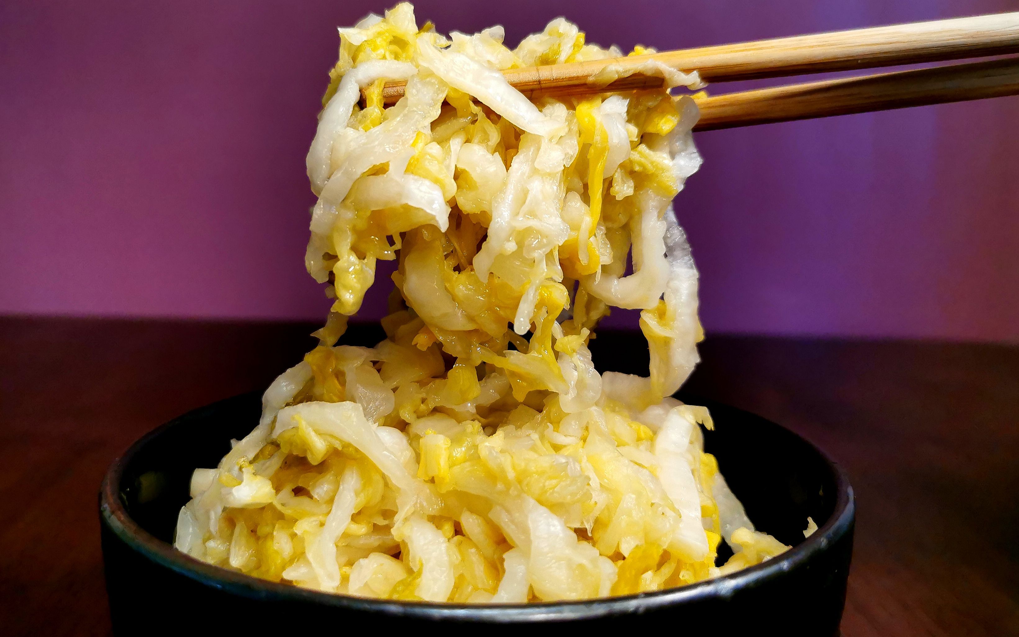 东北菜酸菜炖粉条食物高清摄影大图-千库网