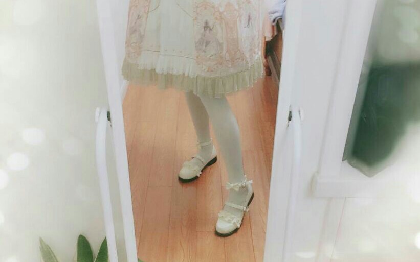 发个女装大佬的照片!竟然惨遭如此.